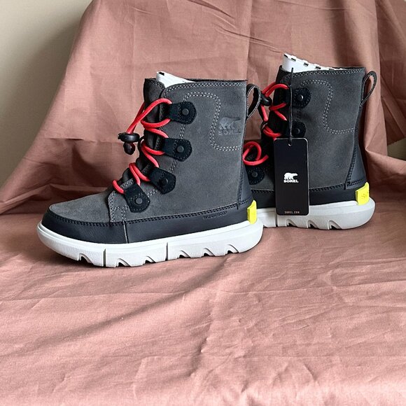 Sorel Kids Explorer Lace Waterproof Boots US 1 Jet Black Fur Winter Boot - Picture 2 of 6